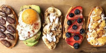 Talyplar üçin kartoşkaly tost