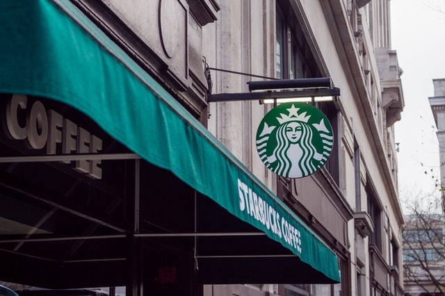 Starbucks näme üçin kofesini köp gowurýar? informasiya gurrun