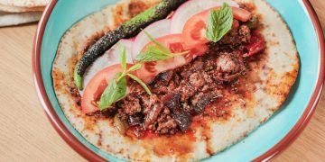 Ajyly towuk gowurmasy gurrun tagam