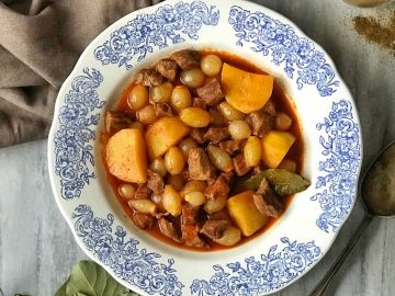 Aňsat Ýahniý (тушеное мясо) resepti (türk lezzetlerinden)