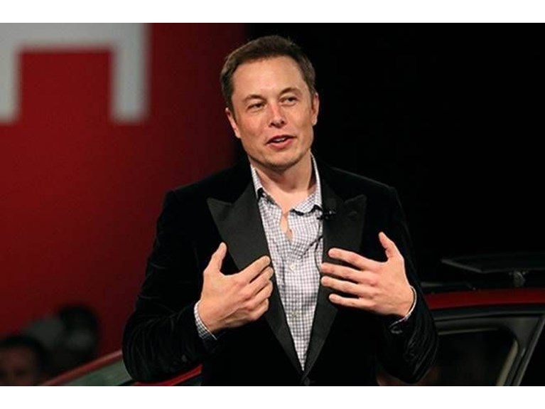 Elon Mask we Bil Geýtsiň arasyndaky dawa