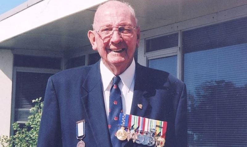 Ýüzlerçe adamy suisidden saklap galan Don Ritçi